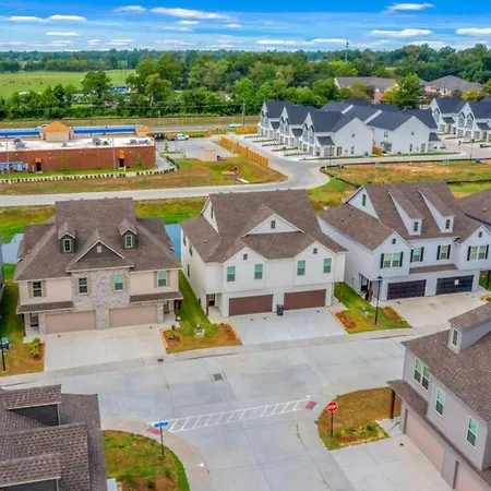 Villa Oasis Of Relaxation Next To Lsu Perfect For Groups